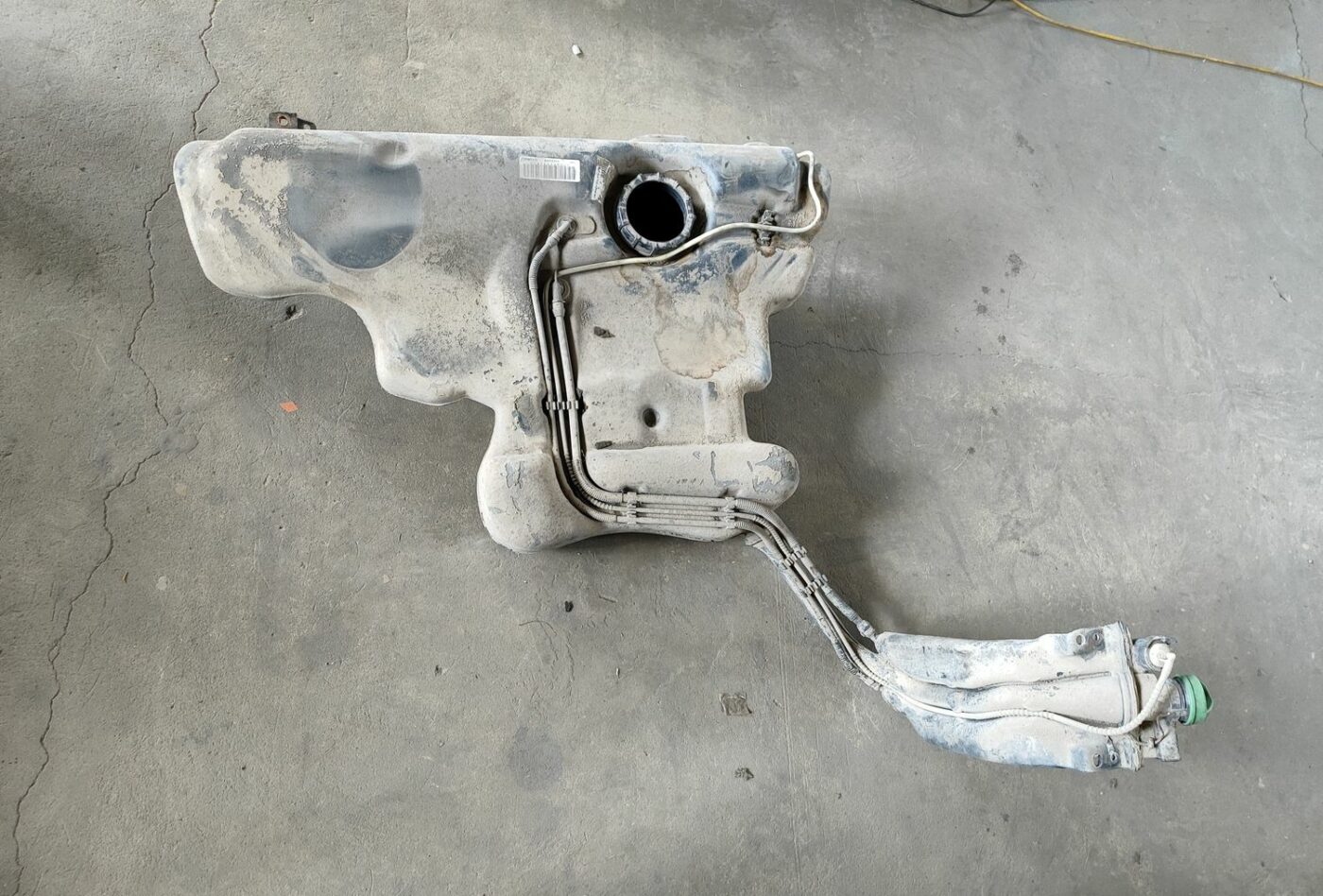 Degvielas tvertne priekš VW GOLF IV 1999 1 Degvielas tvertne priekš VW GOLF IV 1999