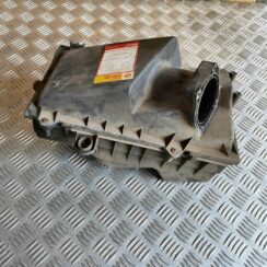 Gaisa filtra korpuss priekš VW GOLF IV 1999