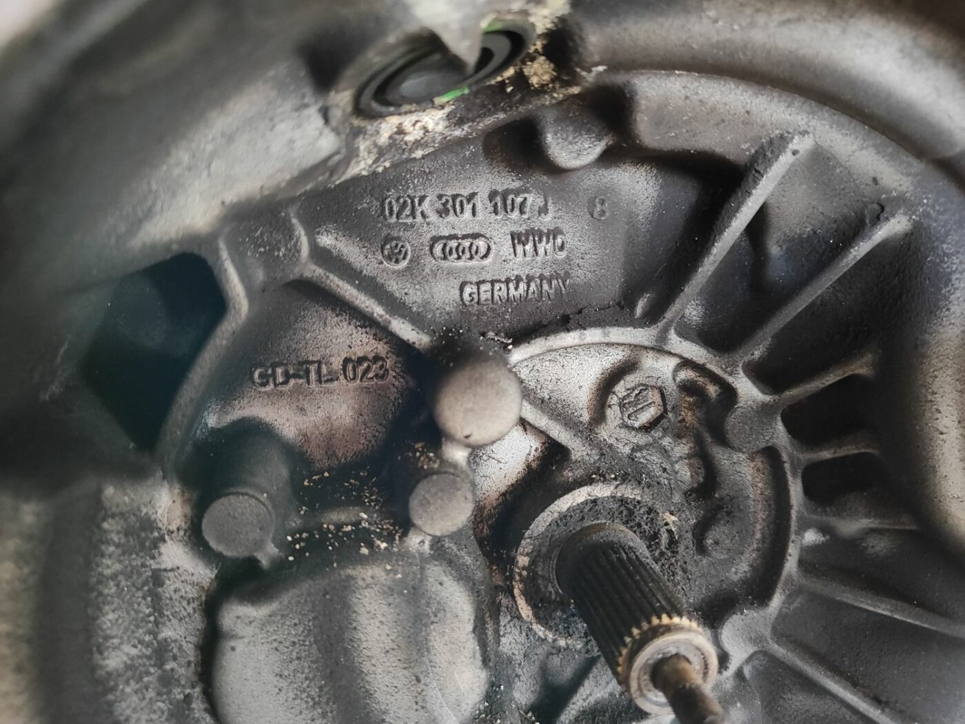 Mehāniska pārnesumkārba priekš VW GOLF IV 1999