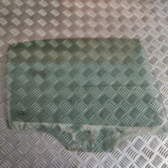 Aizmugurējo labo durvju stikls priekš SKODA OCTAVIA 2008