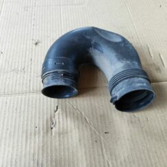 Gaisa filtra korpusa caurule priekš SKODA OCTAVIA 2008