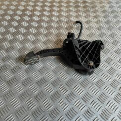 Sajūga pedālis priekš SKODA OCTAVIA 2008