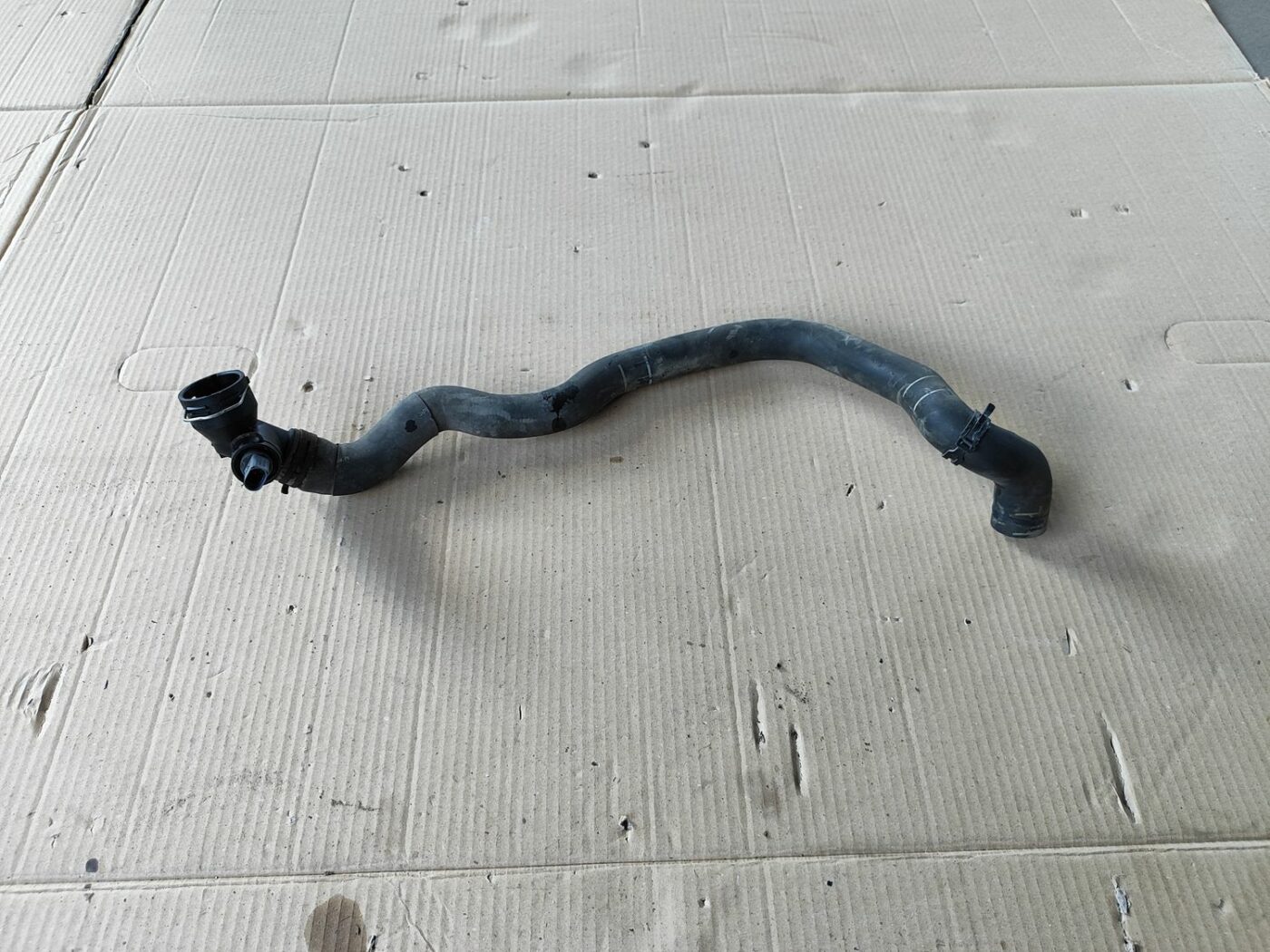 Dzesēšanas caurule priekš SKODA OCTAVIA 2008 1 Dzesēšanas caurule priekš SKODA OCTAVIA 2008