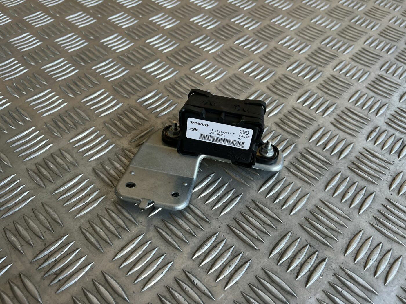 ESP ātruma devējs priekš VOLVO S60 2007 1 ESP ātruma devējs priekš VOLVO S60 2007