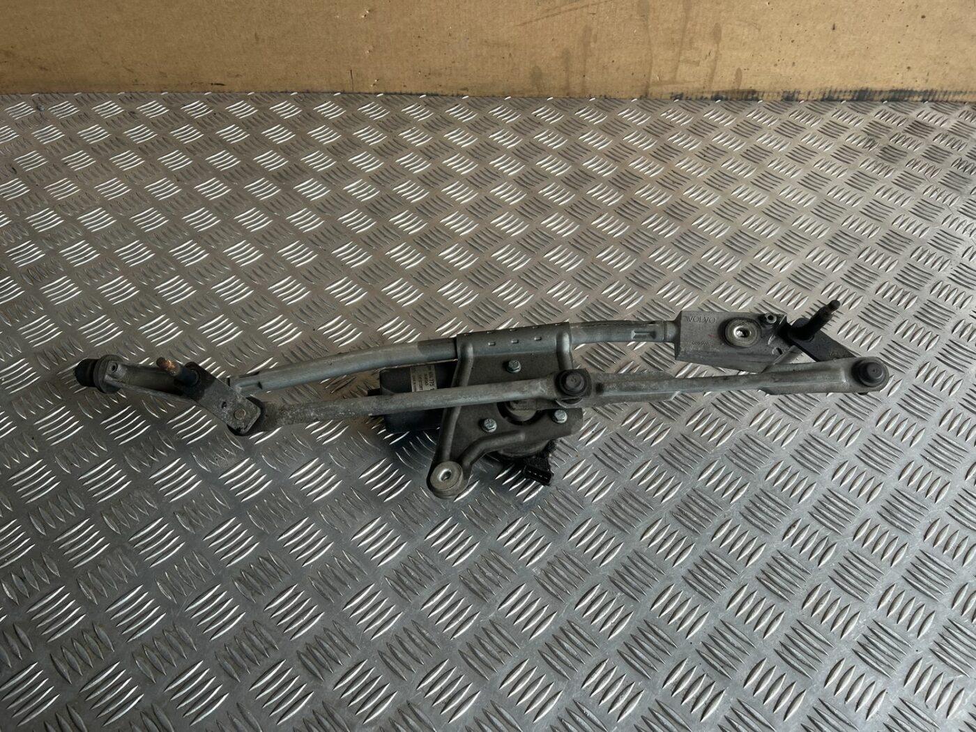 Vējstikla tīrīšanas mehānisms priekš VOLVO S60 2007