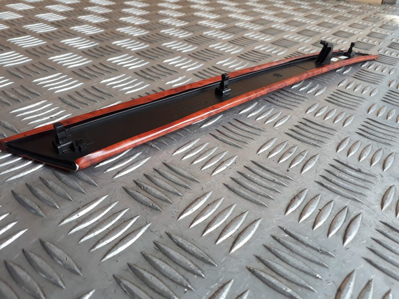 Durvju apdares uzlika priekš AUDI A6 AVANT 2006 5 Durvju apdares uzlika priekš AUDI A6 AVANT 2006