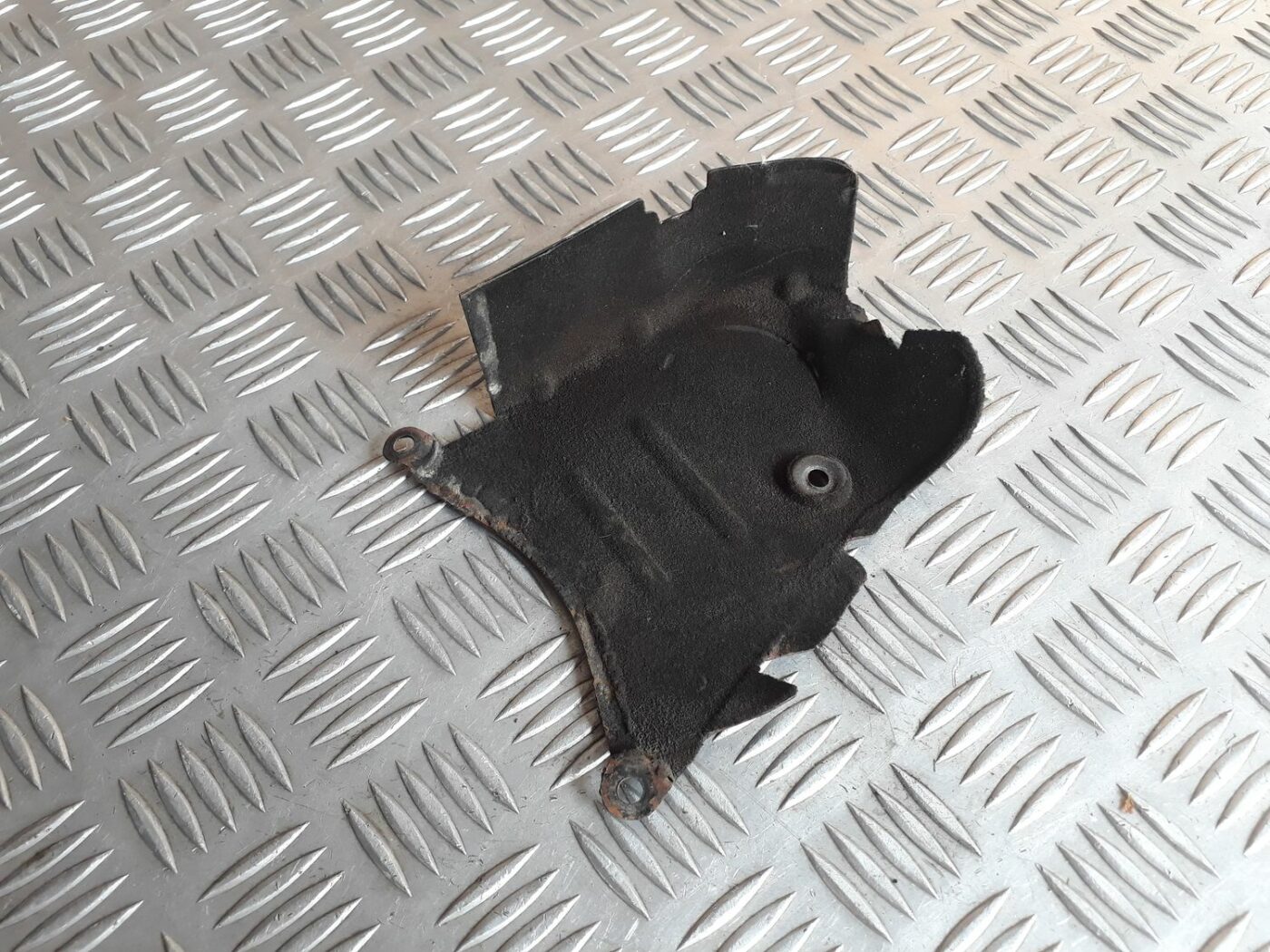 Dzinēja aizsargdaļas priekš AUDI A6 AVANT 2006