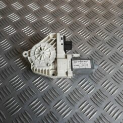 Elektrisko stiklu motors priekš AUDI A6 AVANT 2006