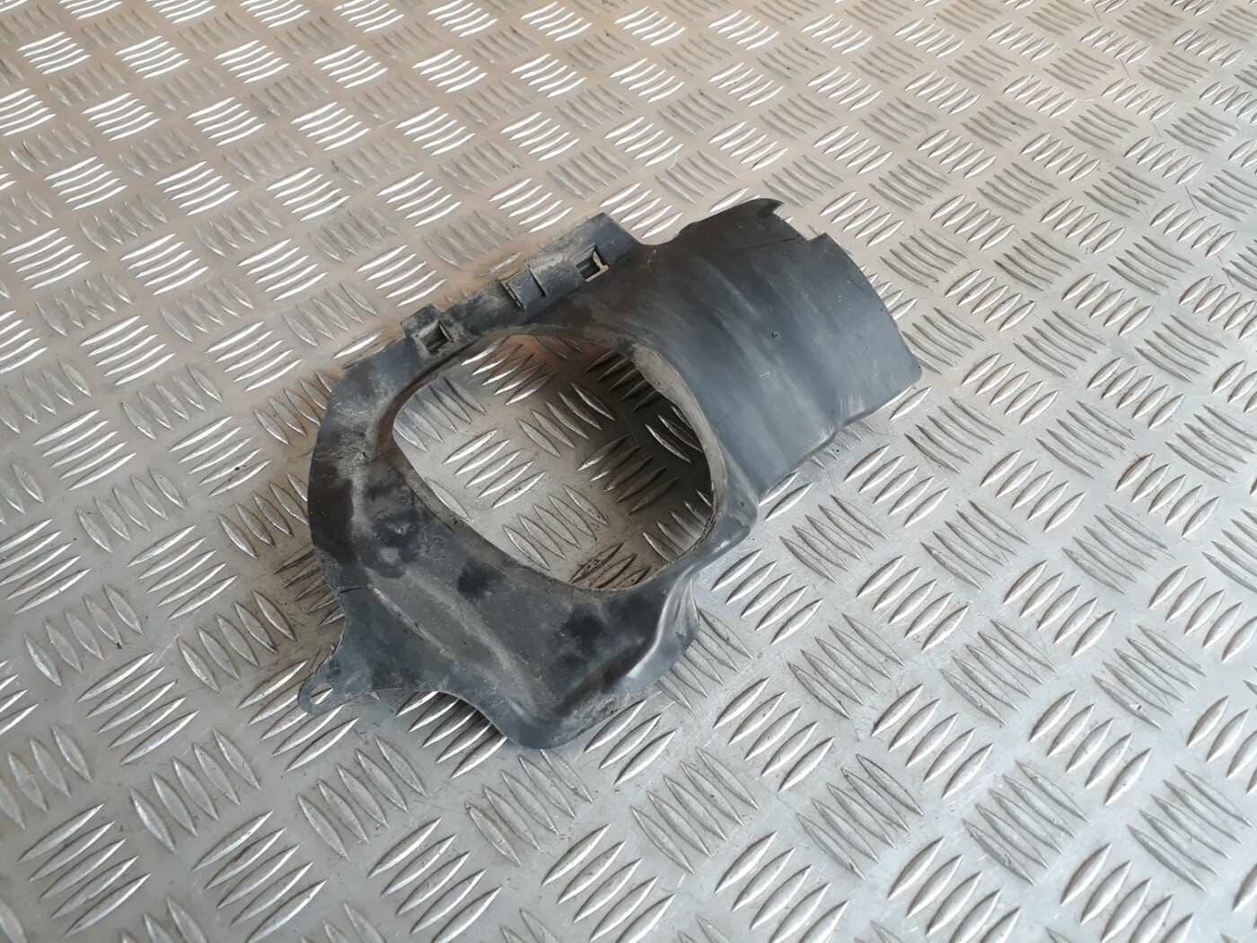 Dzinēja aizsargdaļas priekš AUDI A6 AVANT 2006