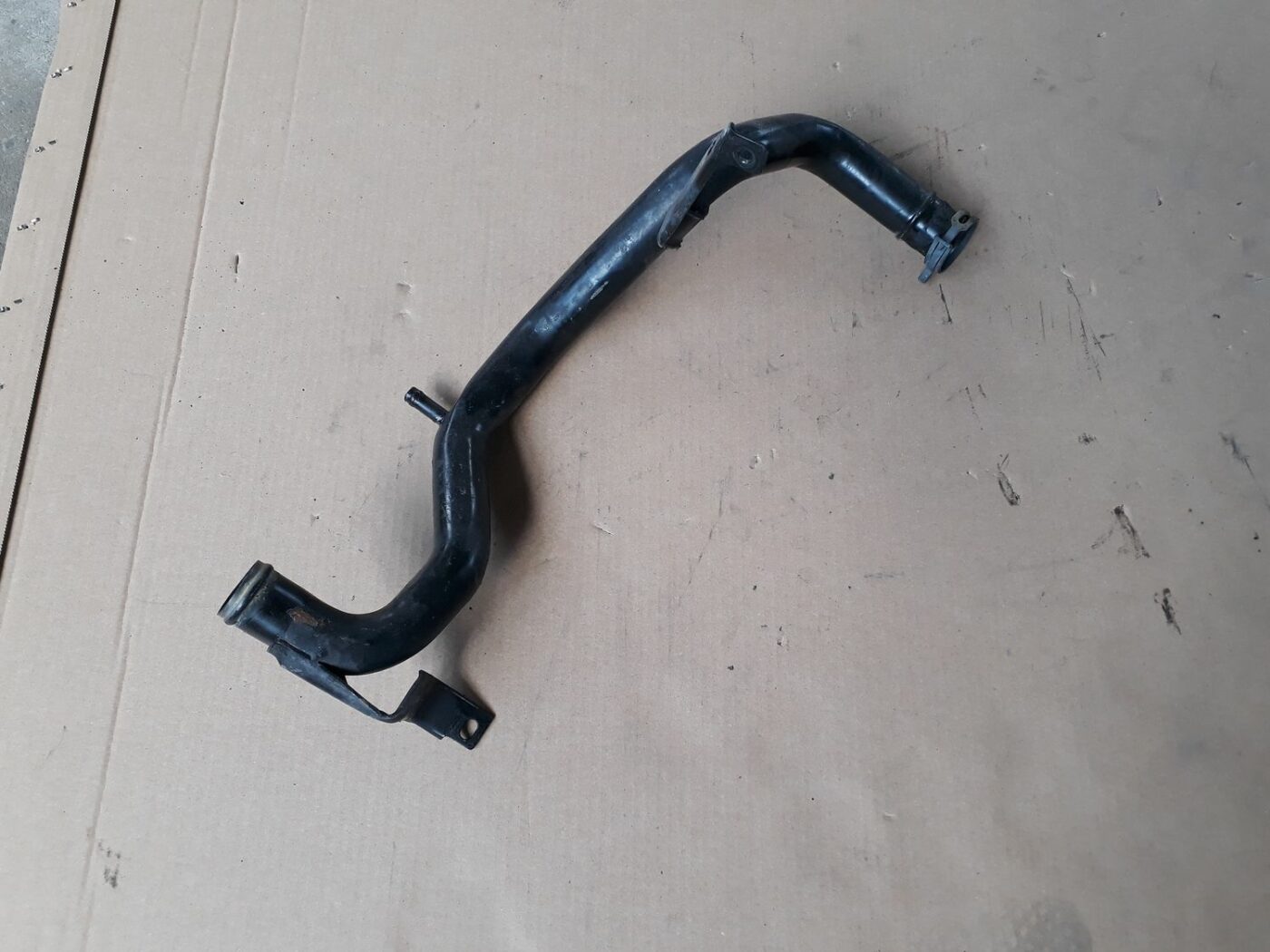 Dzesēšanas caurule priekš AUDI A6 AVANT 2006 1 Dzesēšanas caurule priekš AUDI A6 AVANT 2006