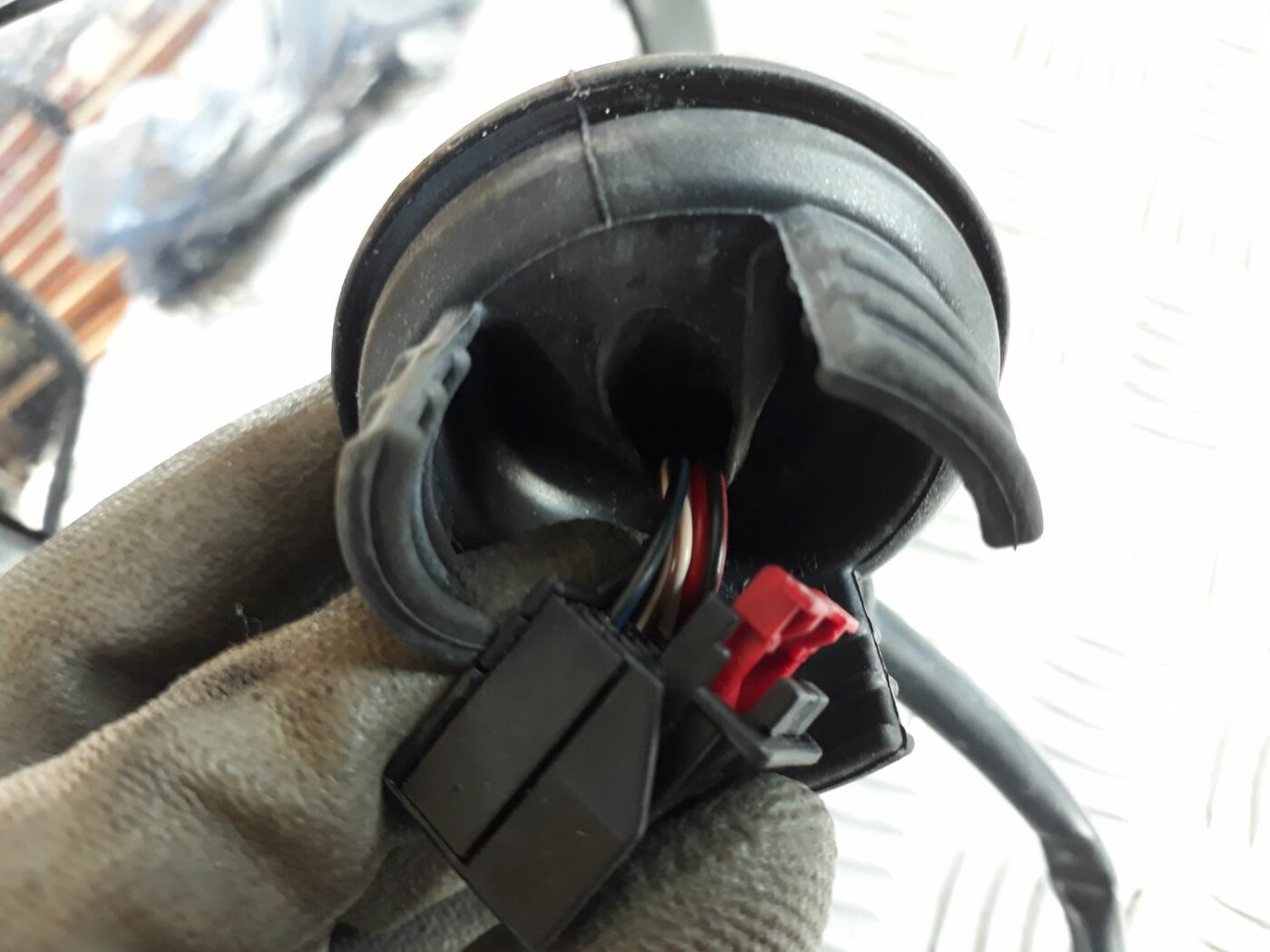 Ārējais spogulis, pa labi priekš AUDI A6 AVANT 2006