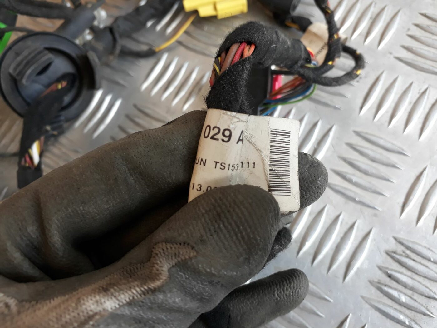 Durvju vadi priekš AUDI A6 AVANT 2006