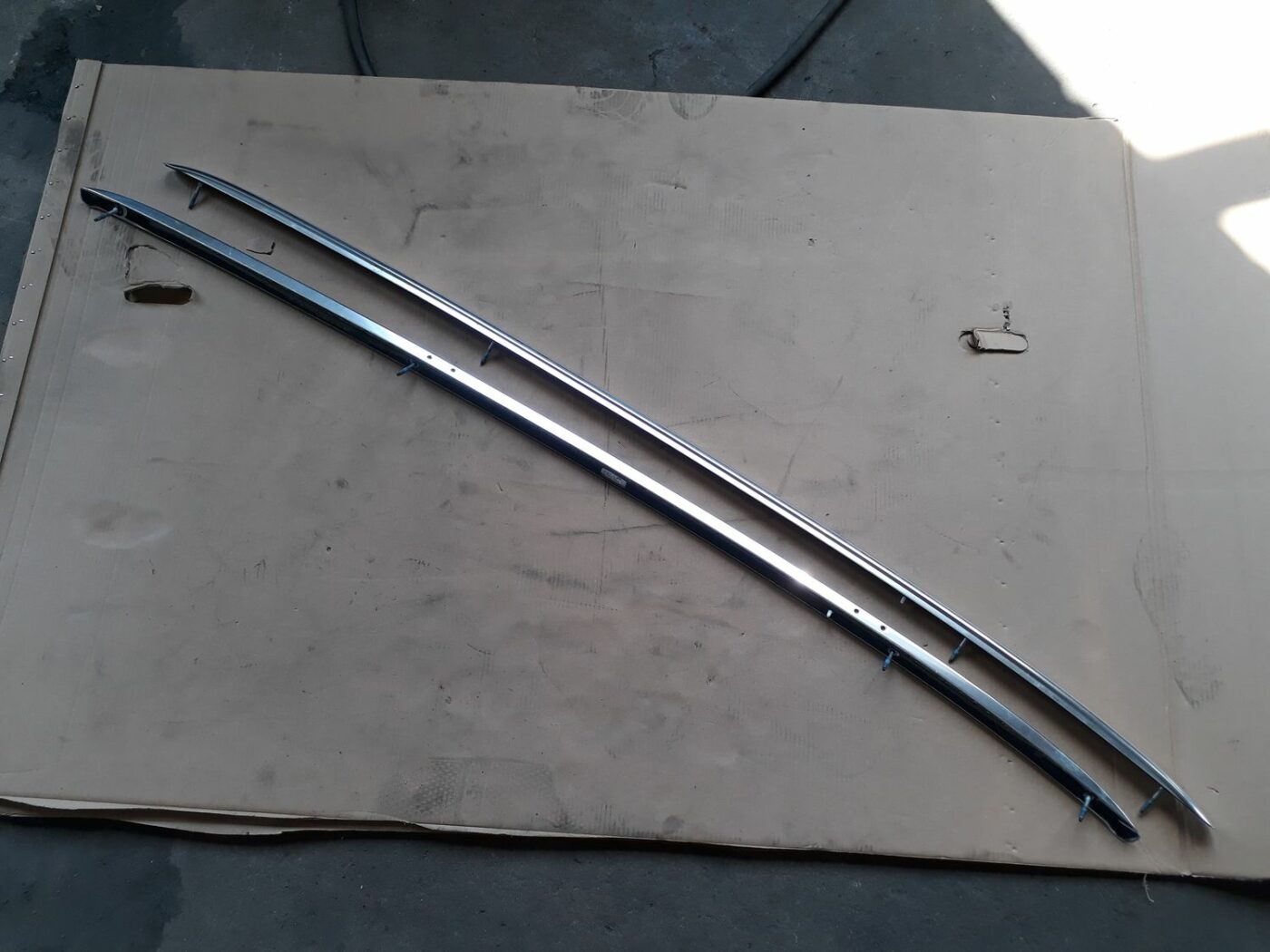 Jumta reliņi priekš AUDI A6 AVANT 2006 1 Jumta reliņi priekš AUDI A6 AVANT 2006