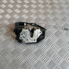 Priekšējo labo durvju slēdzene priekš BMW 530D E61 2006 TOURING BLUE