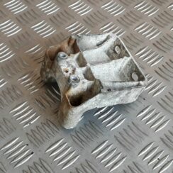 Dzinēja kronšteins priekš BMW 530D E61 2006 TOURING BLUE