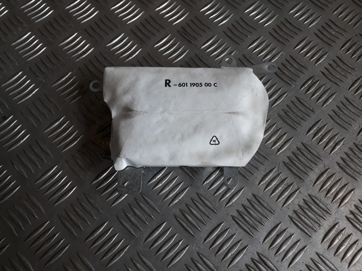 Priekšējo durvju drošības spilvens priekš BMW 530D E61 2006 TOURING BLUE 1 Priekšējo durvju drošības spilvens priekš BMW 530D E61 2006 TOURING BLUE