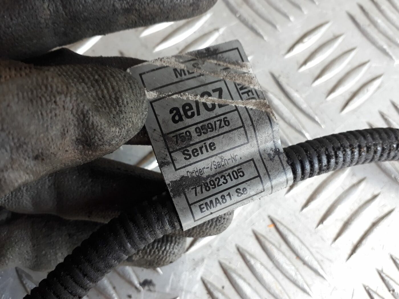 Kvēlsveču vadi priekš BMW 530D E61 2006 TOURING BLUE 3 Kvēlsveču vadi priekš BMW 530D E61 2006 TOURING BLUE