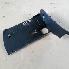 Mērinstrumentu paneļa apakšēja apdare priekš BMW 530D E61 2006 TOURING BLUE