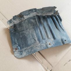 Priekšējais labais dubļu aizsargs priekš BMW 530D E61 2006 TOURING BLUE