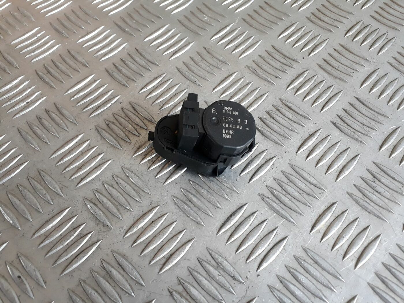 Apsildes sistēmas aktuators priekš BMW 530D E61 2006 TOURING BLUE