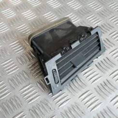 Mērinstrumentu paneļa gaisa vads, pa labi priekš BMW 530D E61 2006 TOURING BLUE