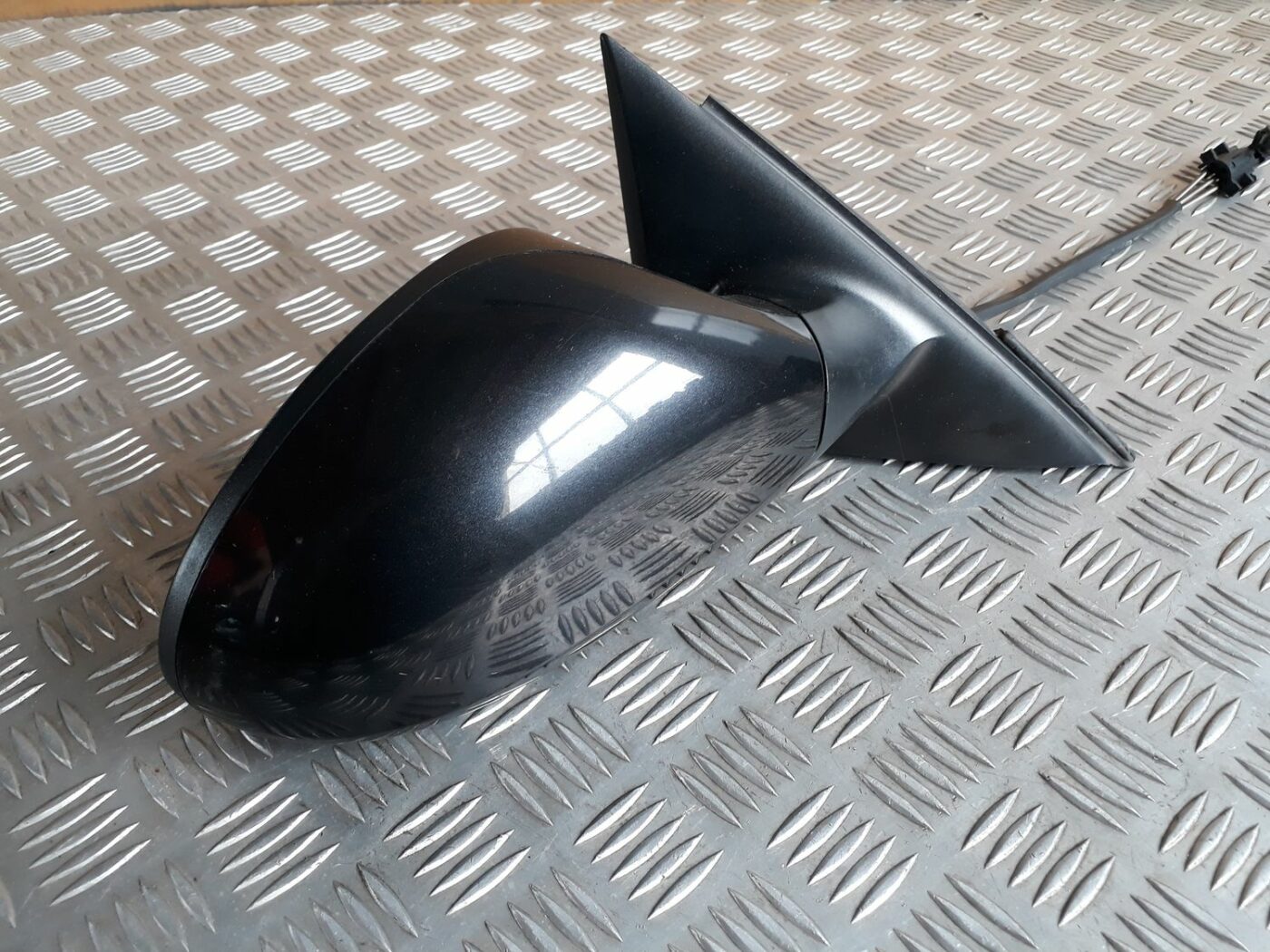 Ārējais spogulis, pa labi priekš SEAT IBIZA 2005