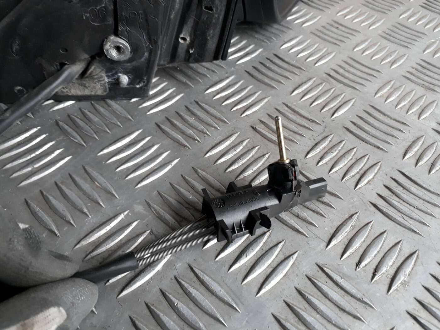 Ārējais spogulis, pa labi priekš SEAT IBIZA 2005