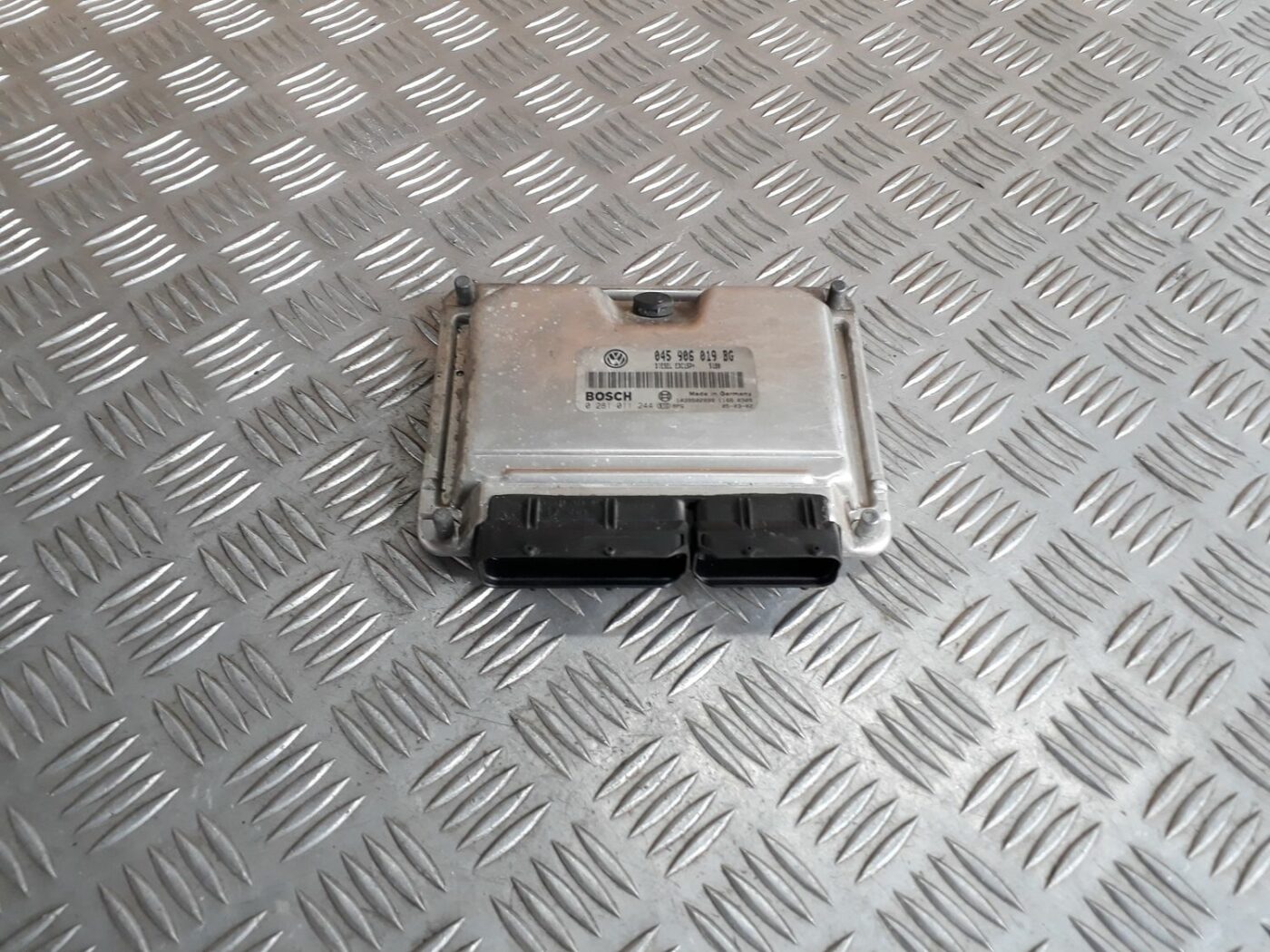 Dzinēja vadības bloks priekš SEAT IBIZA 2005 1 Dzinēja vadības bloks priekš SEAT IBIZA 2005