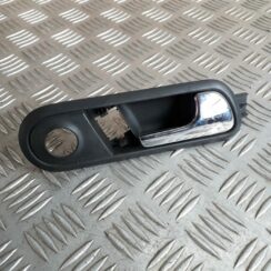 Salona durvju rokturis, priekšējais labais priekš SEAT IBIZA 2005