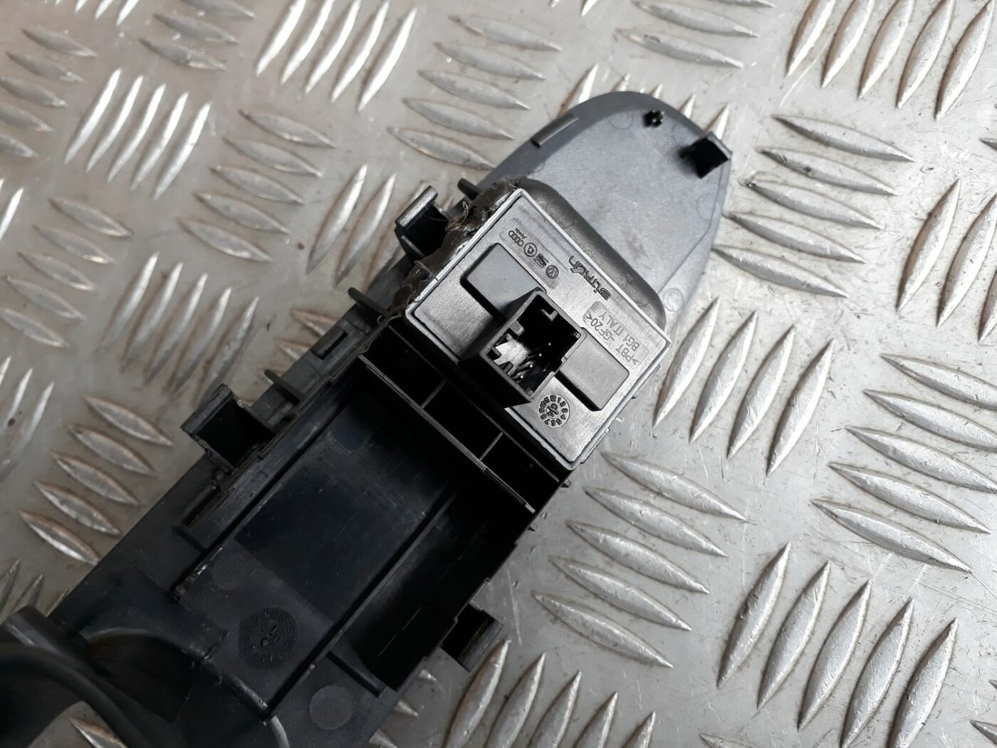 Šofera durvju slēdža pogas priekš SEAT IBIZA 2005