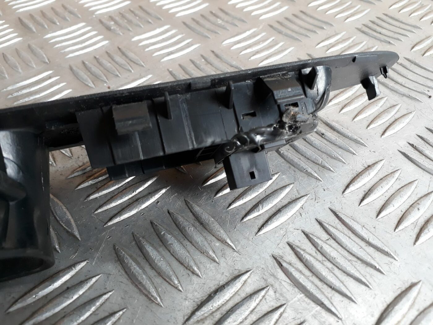 Šofera durvju slēdža pogas priekš SEAT IBIZA 2005