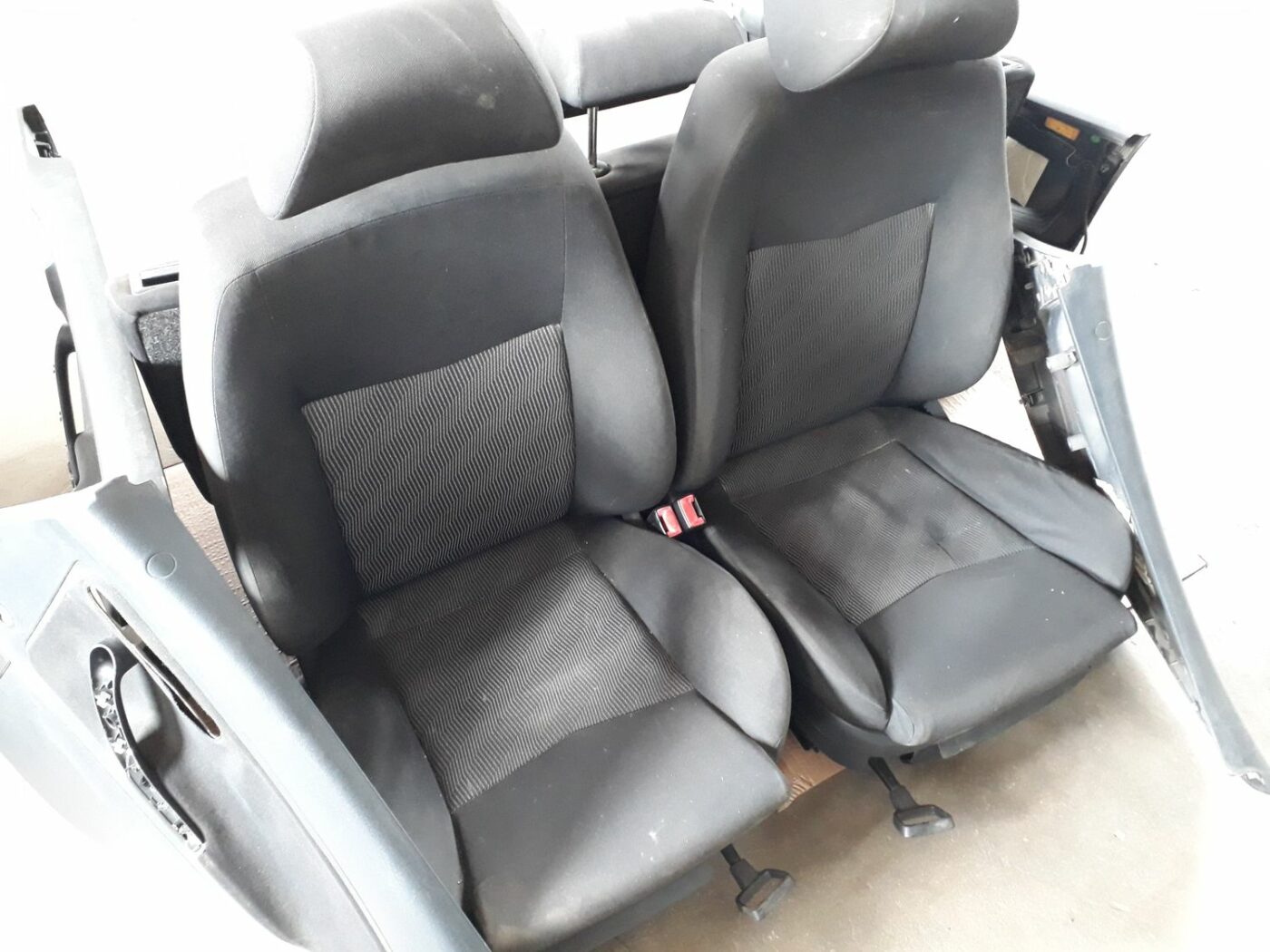 Sēdekļu komplekts priekš SEAT IBIZA 2005 2 Sēdekļu komplekts priekš SEAT IBIZA 2005