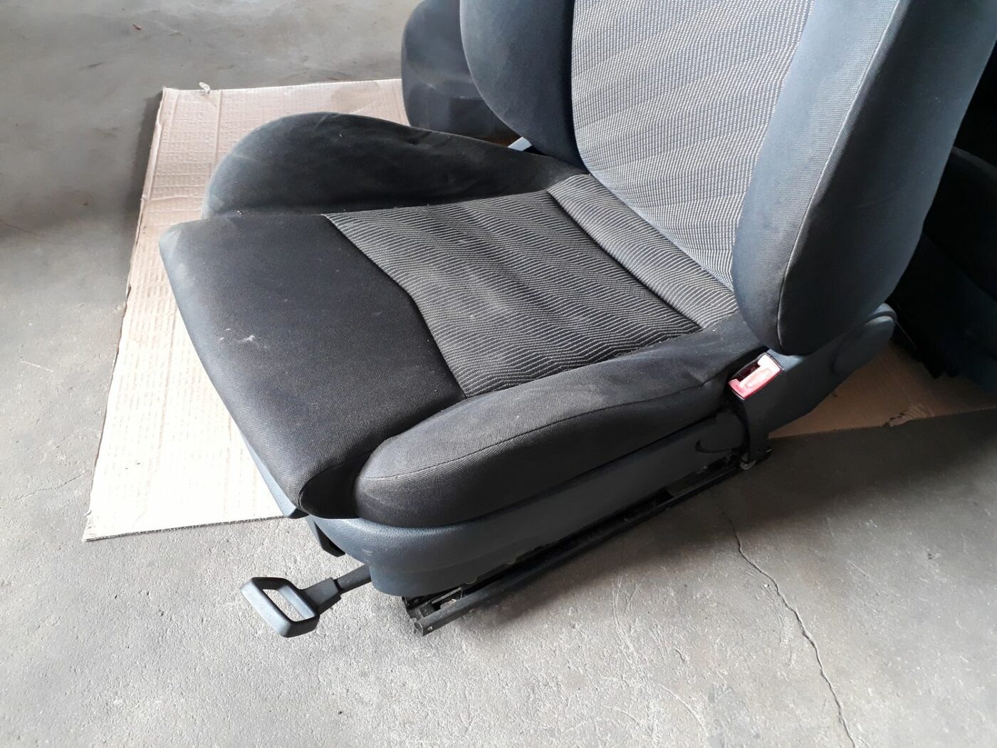 Sēdekļu komplekts priekš SEAT IBIZA 2005 5 Sēdekļu komplekts priekš SEAT IBIZA 2005