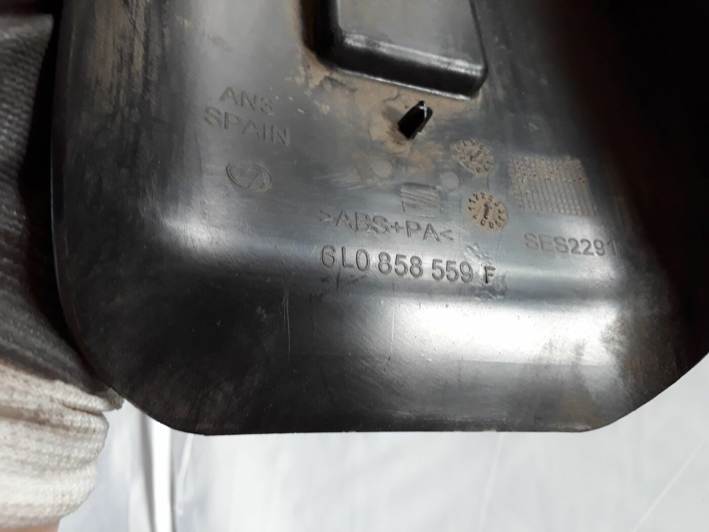 Stūres statnes putekļu aizsargs (salonā) priekš SEAT IBIZA 2005