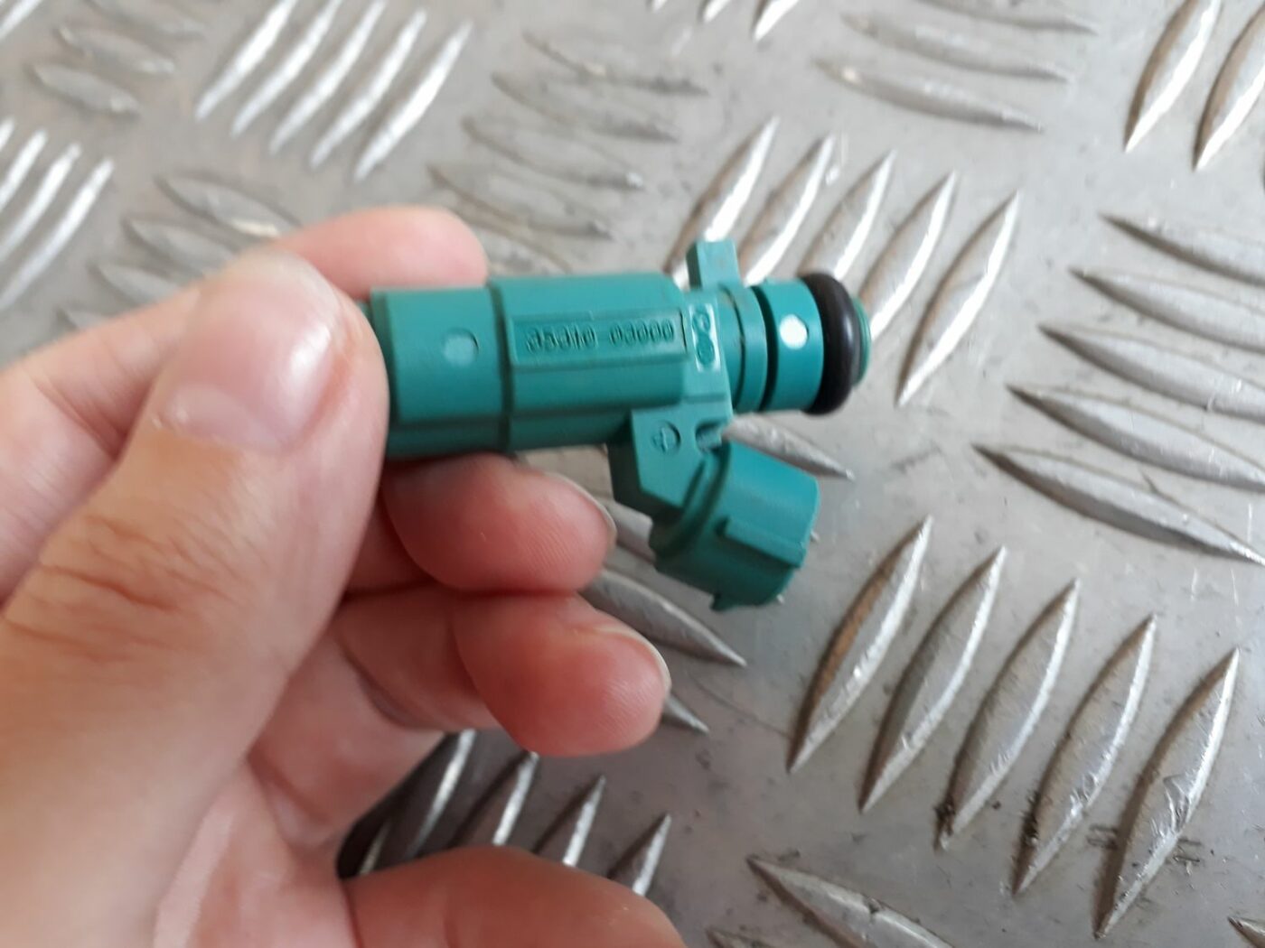 Degvielas smidzinātājs priekš HYUNDAI I20 2011 3 Degvielas smidzinātājs priekš HYUNDAI I20 2011