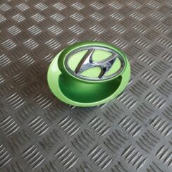 Bagažnieka vāka slēdzenes pogas emblēma priekš HYUNDAI I20 2011