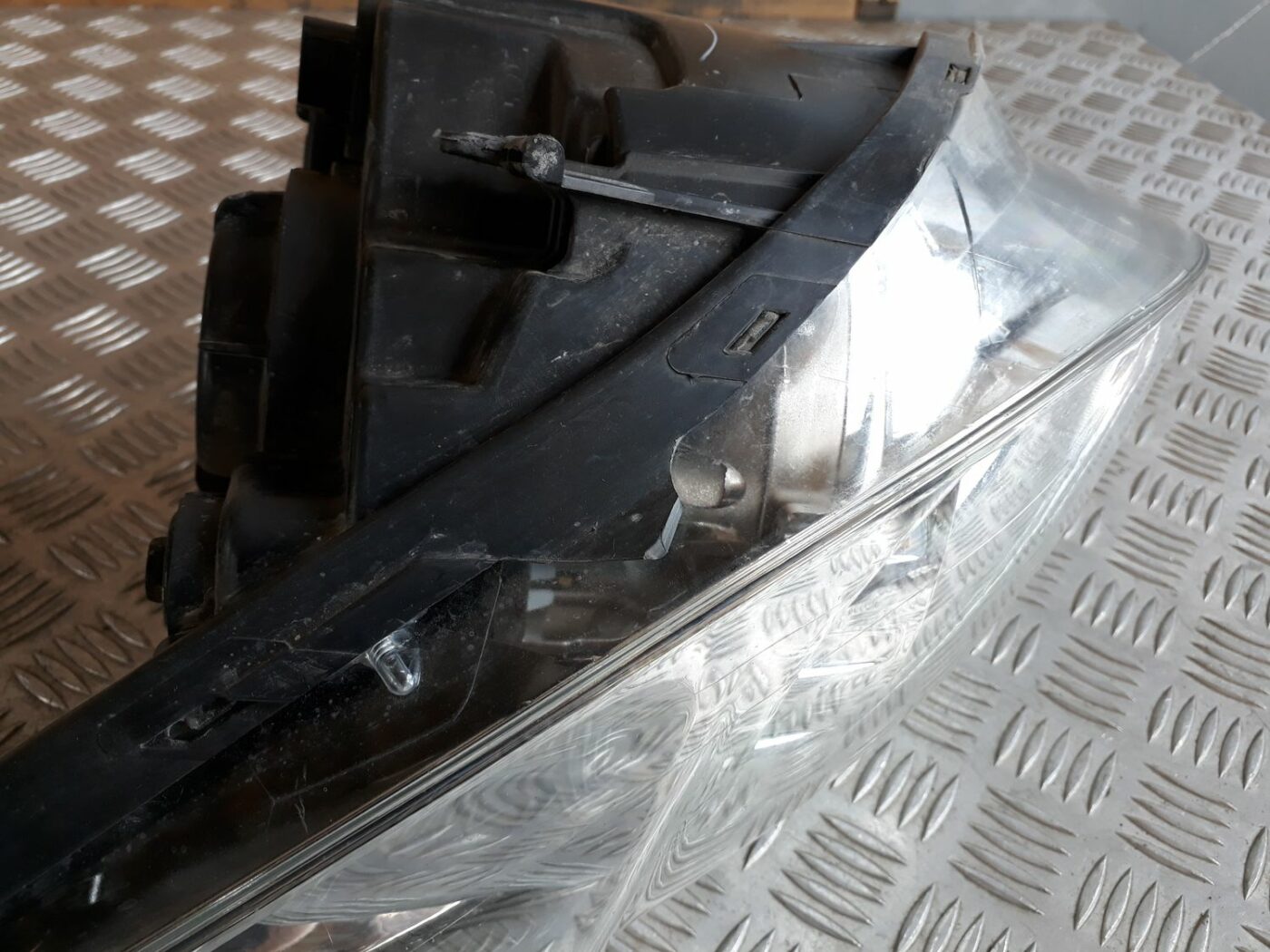 Priekšējais kreisais lukturis priekš HYUNDAI I20 2011 5 Priekšējais kreisais lukturis priekš HYUNDAI I20 2011