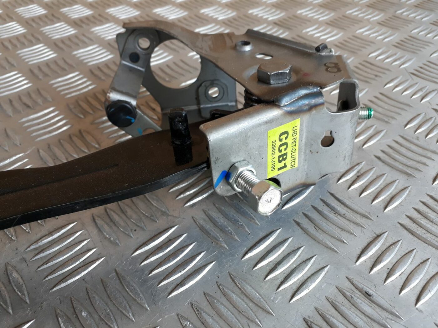 Sajūga pedālis priekš HYUNDAI I20 2011