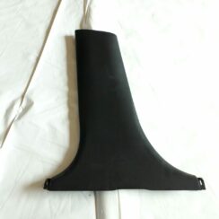 Vidējas salona statnes apdare priekš HYUNDAI I20 2011