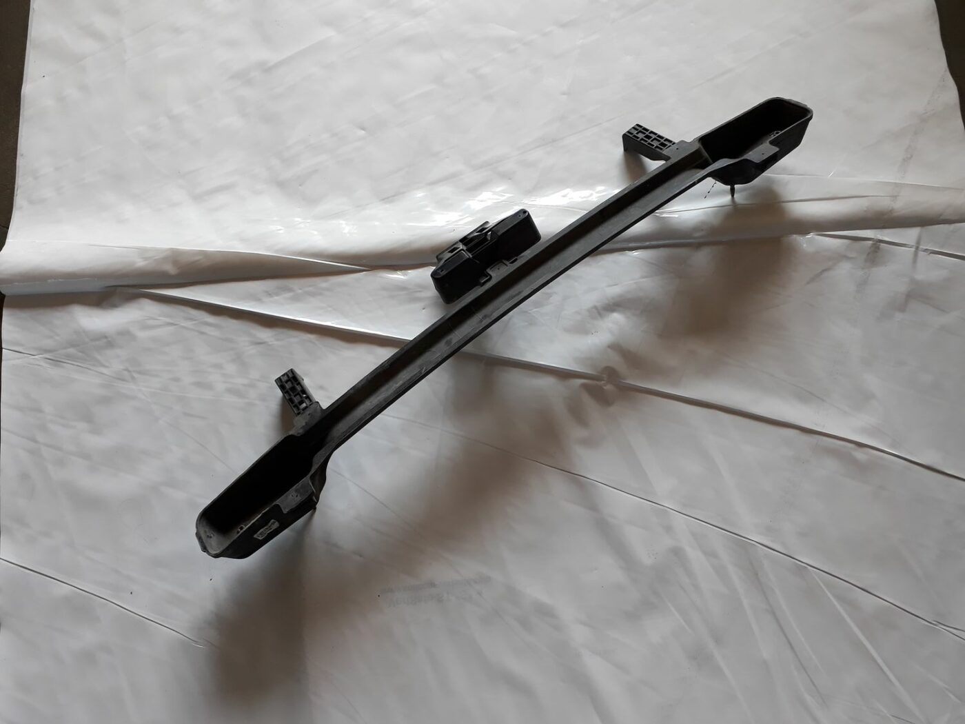 Aizmugurējā bufera pastiprinātājs priekš HYUNDAI I20 2011