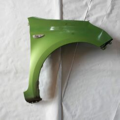 Priekšējais labais spārns priekš HYUNDAI I20 2011