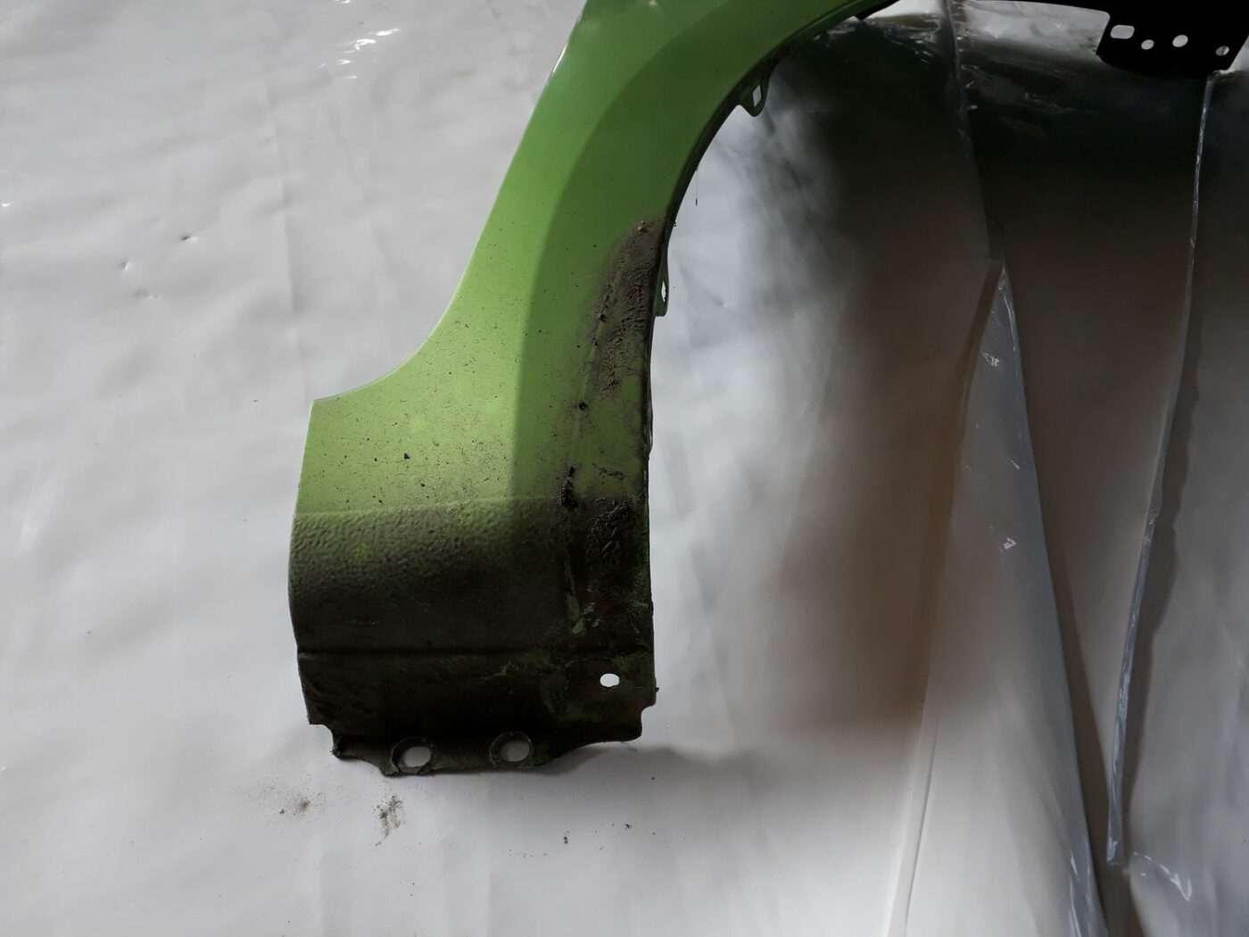 Priekšējais labais spārns priekš HYUNDAI I20 2011