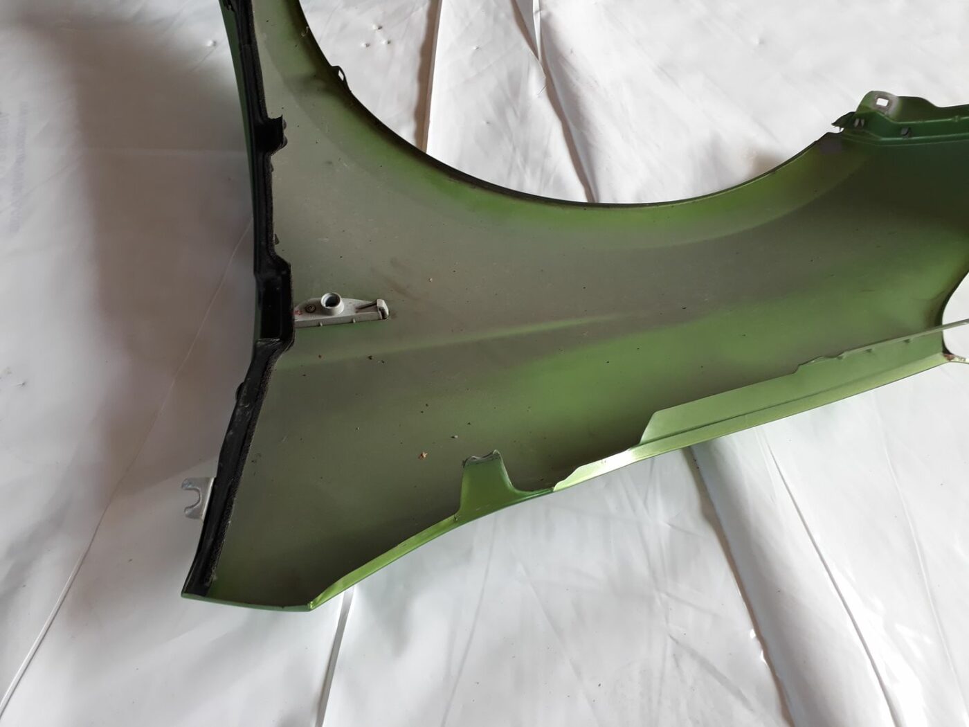 Priekšējais labais spārns priekš HYUNDAI I20 2011