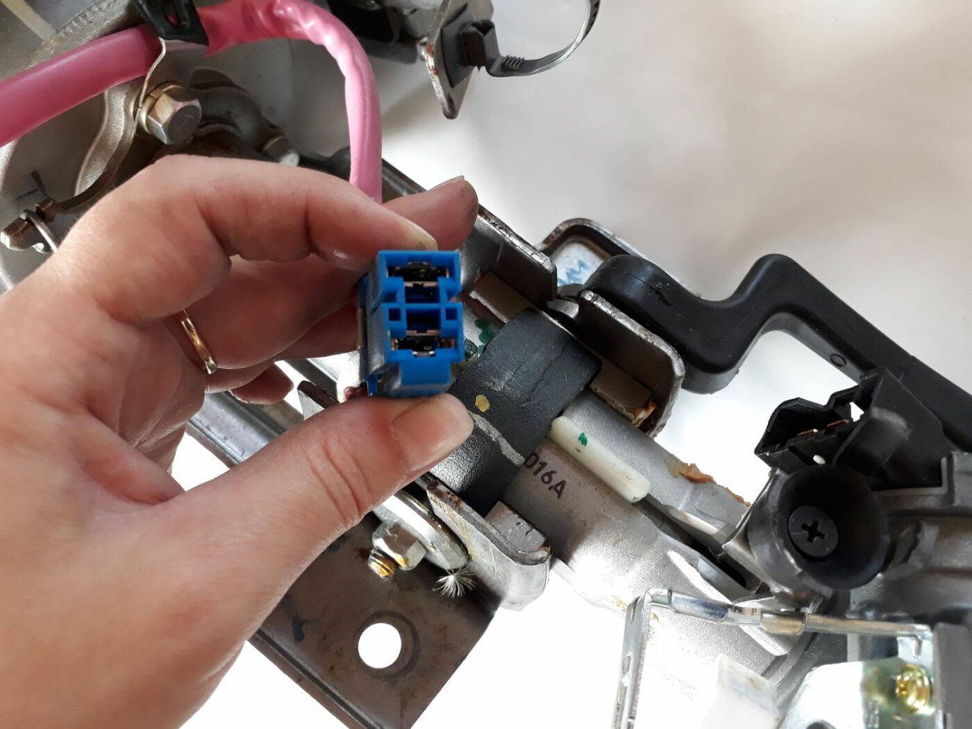 Stūres statne priekš HYUNDAI I20 2011