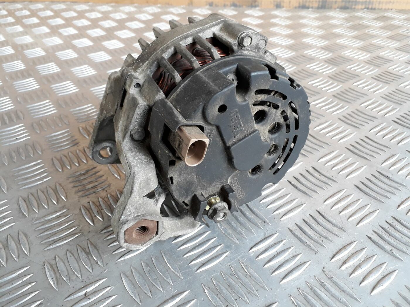 Ģenerators priekš AUDI A4 1999 7 Ģenerators priekš AUDI A4 1999