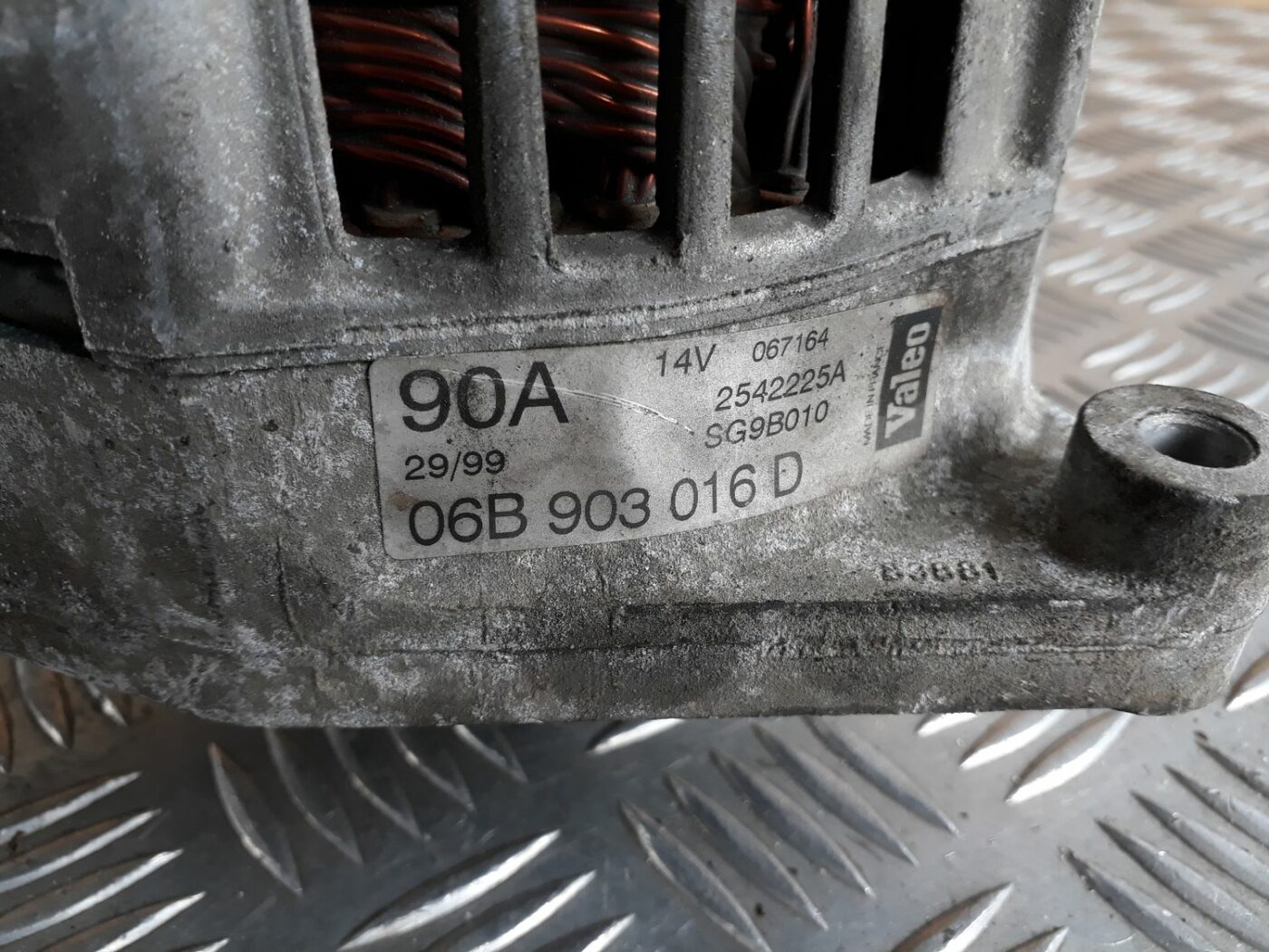 Ģenerators priekš AUDI A4 1999 4 Ģenerators priekš AUDI A4 1999