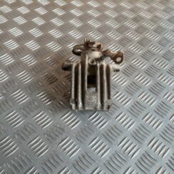 Aizmugurējais kreisais suports priekš AUDI A4 1999