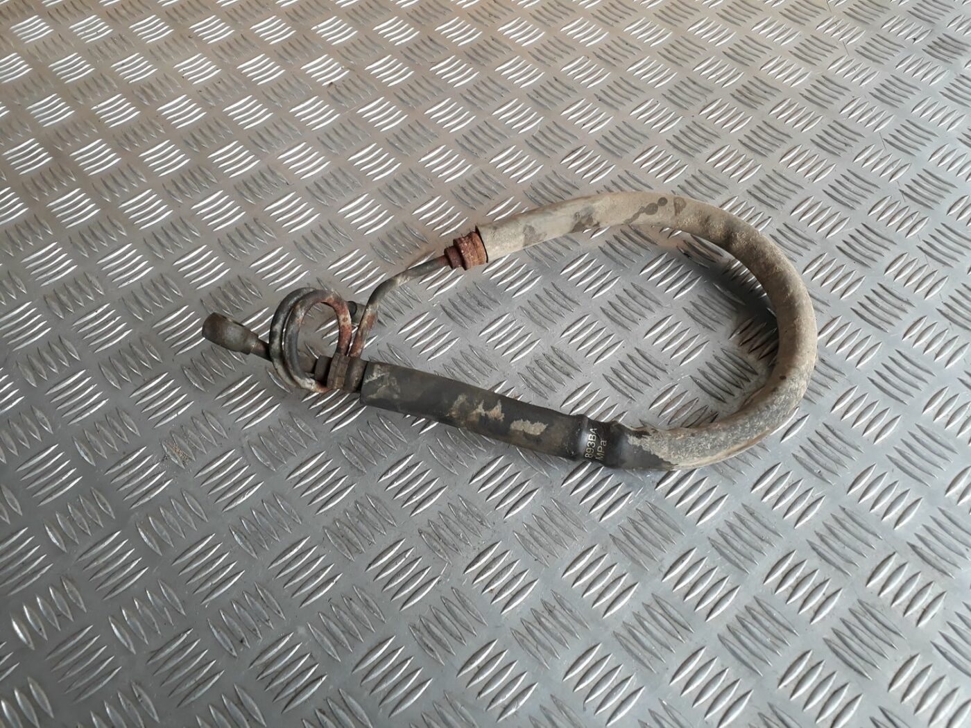 Hidrauliska pastiprinātāja caurule priekš AUDI A4 1999 1 Hidrauliska pastiprinātāja caurule priekš AUDI A4 1999