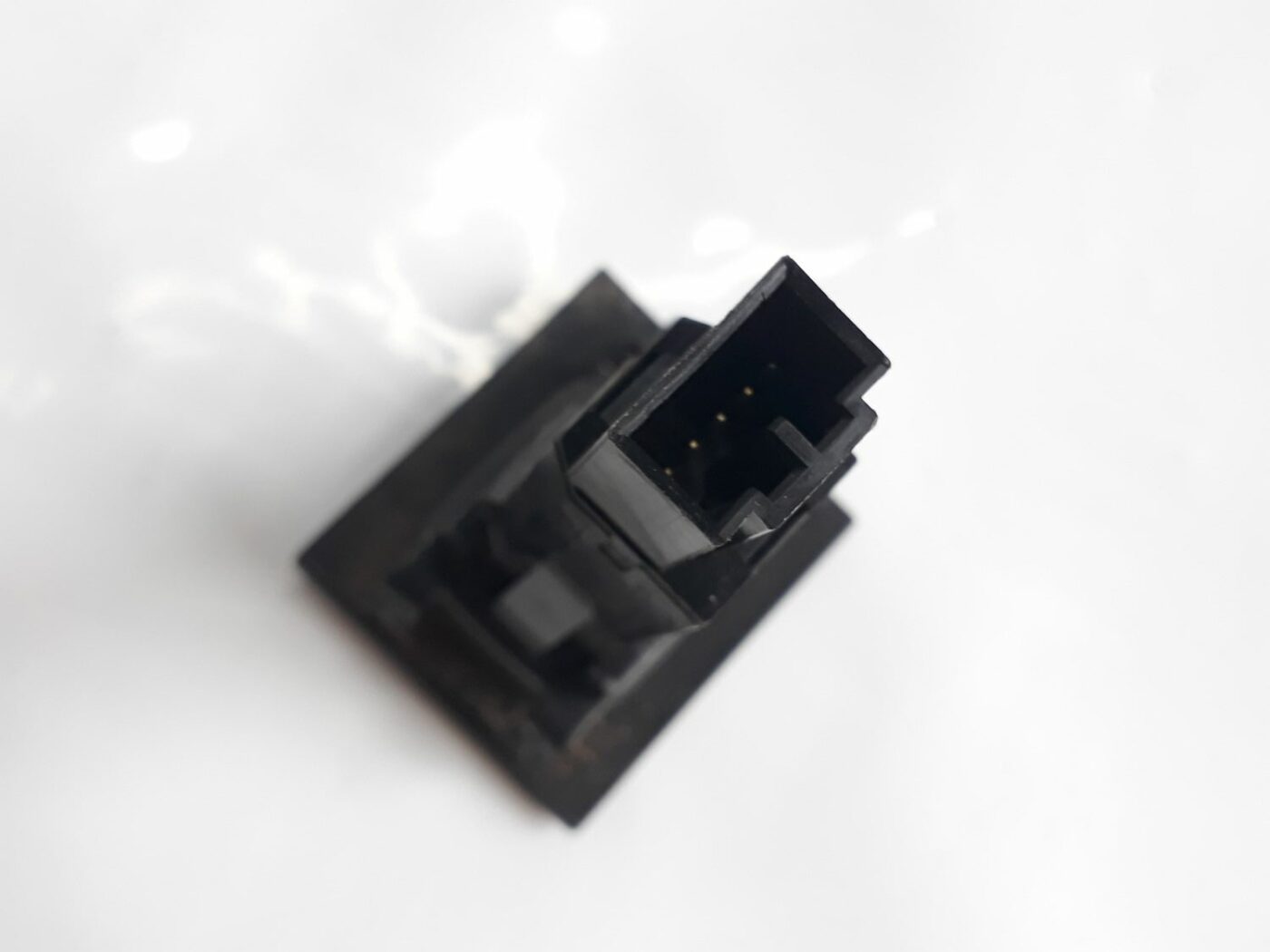 Trauksmes poga priekš VOLVO V70 2010