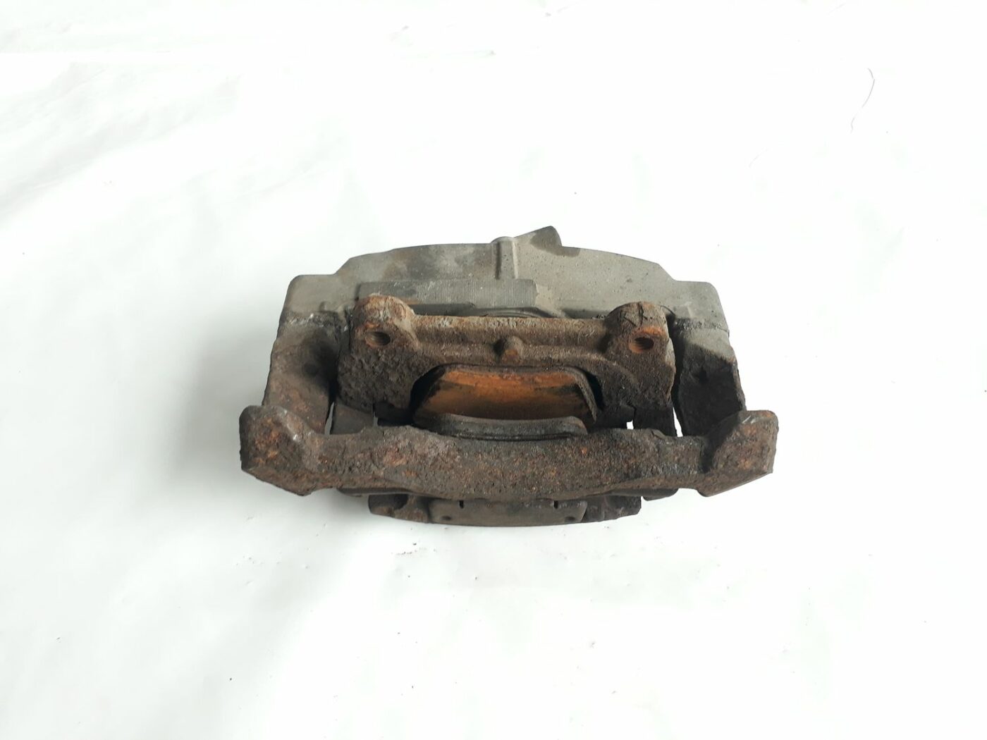 Priekšējais labais suports priekš VOLVO V70 2010